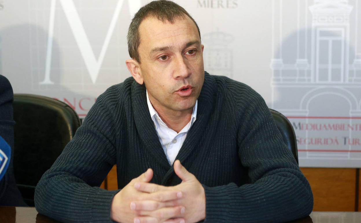 Ovidio Zapico, nuevo coordinador de IU Asturias tras ser la única